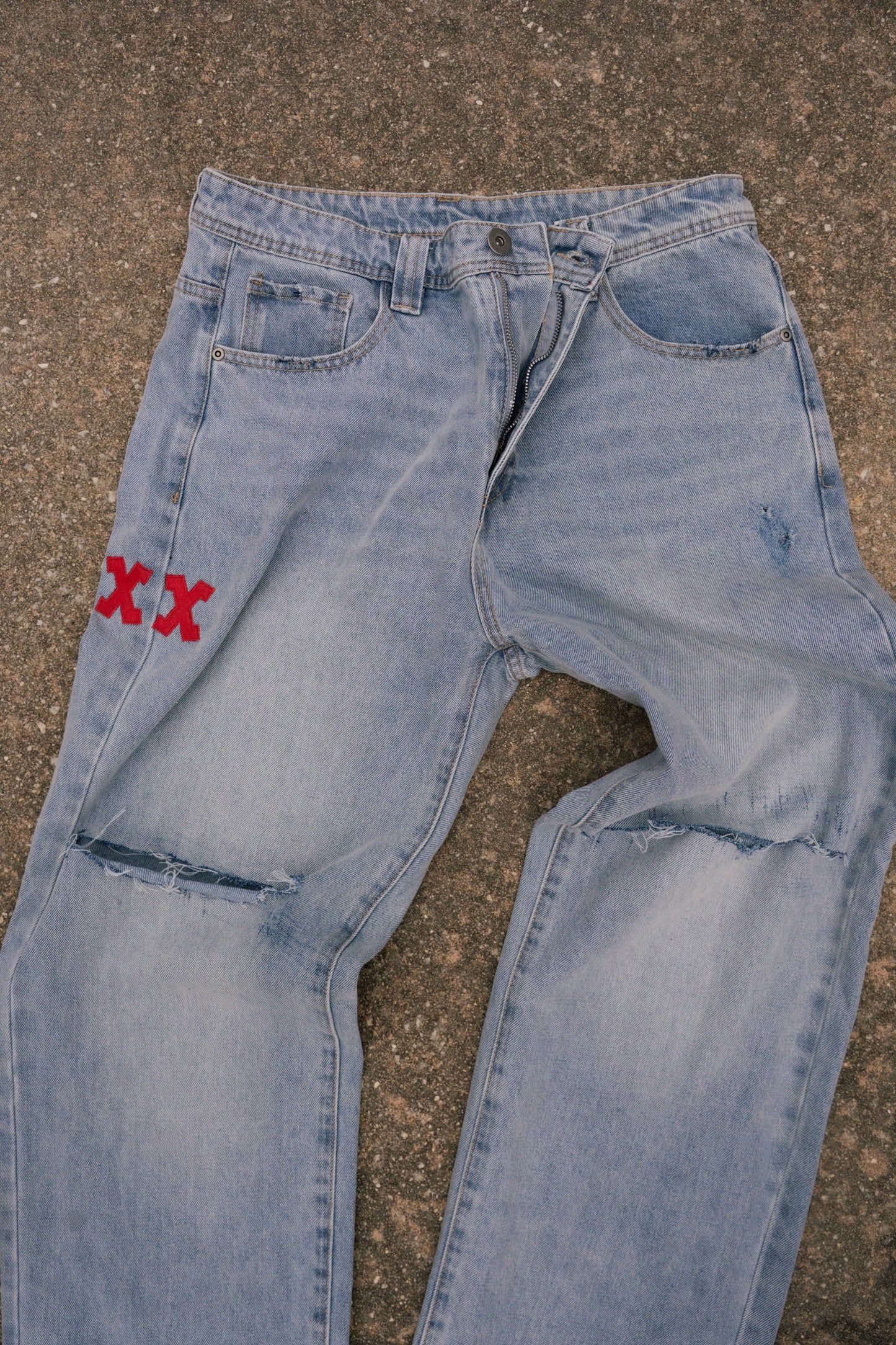 ( Baggy Distressed Denim